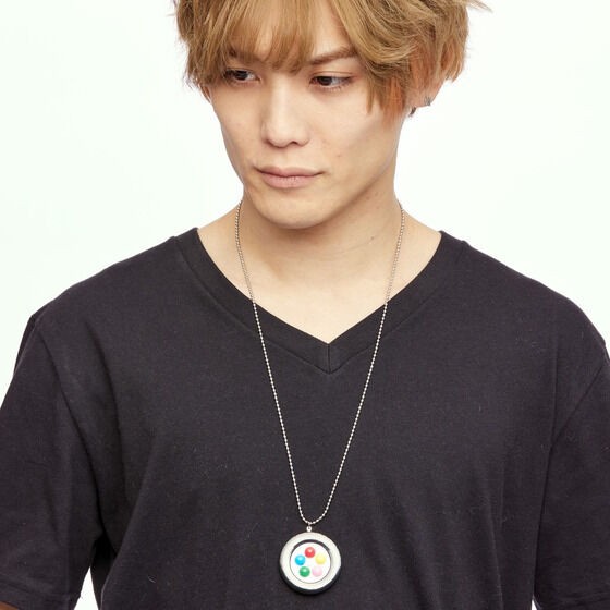 PRE-ORDER : Gekisou Sentai Carranger Dappu Pendant