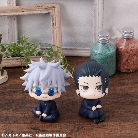 PRE-ORDER : Rukappu Jujutsu Kaisen Satoru Gojo & Natsuyu Suguru Technical College ver. Set [with limited cushion]