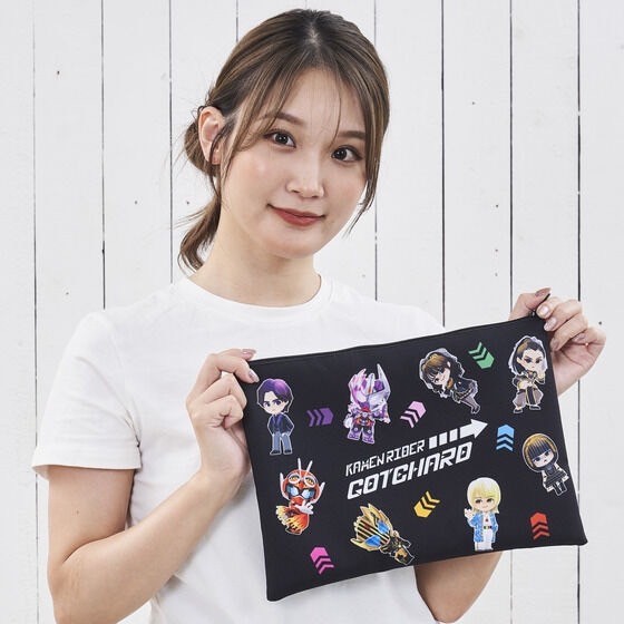 PRE-ORDER : Kamen Rider Gotchard Deformed Flat Pouch (large)
