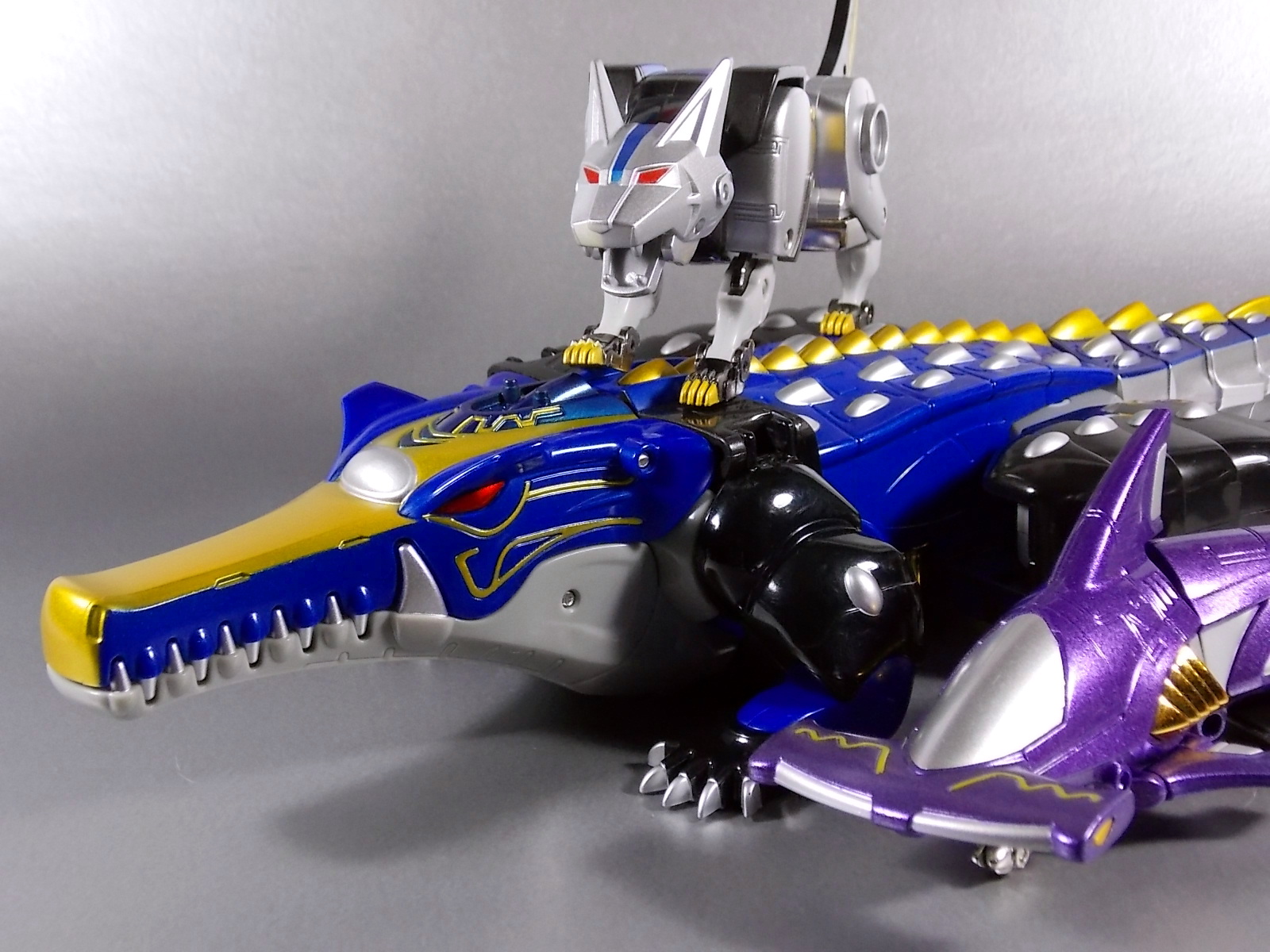 Hyakujuu Sentai Gaoranger - DX Gao Hunter Blue Moon Ver by Bandai