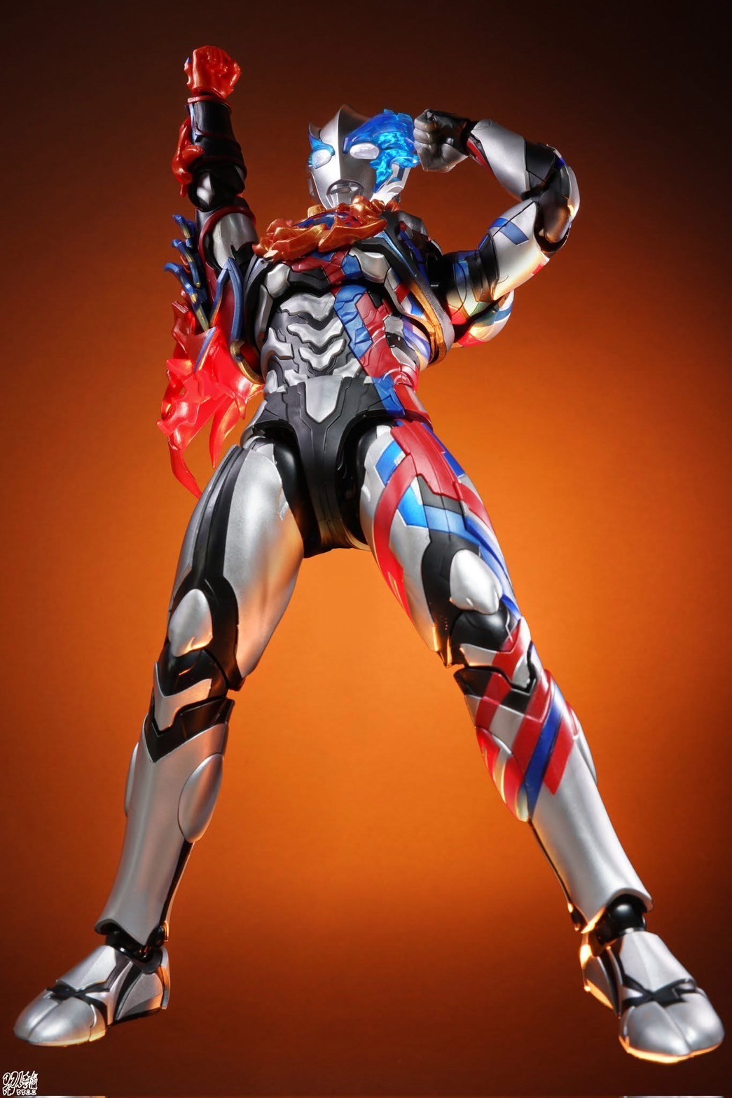 Pre-order : Ultraman Blazar Ultra Fidran Armor Legend Edition Plastic Model Kit by Buluke Blokess Bloks