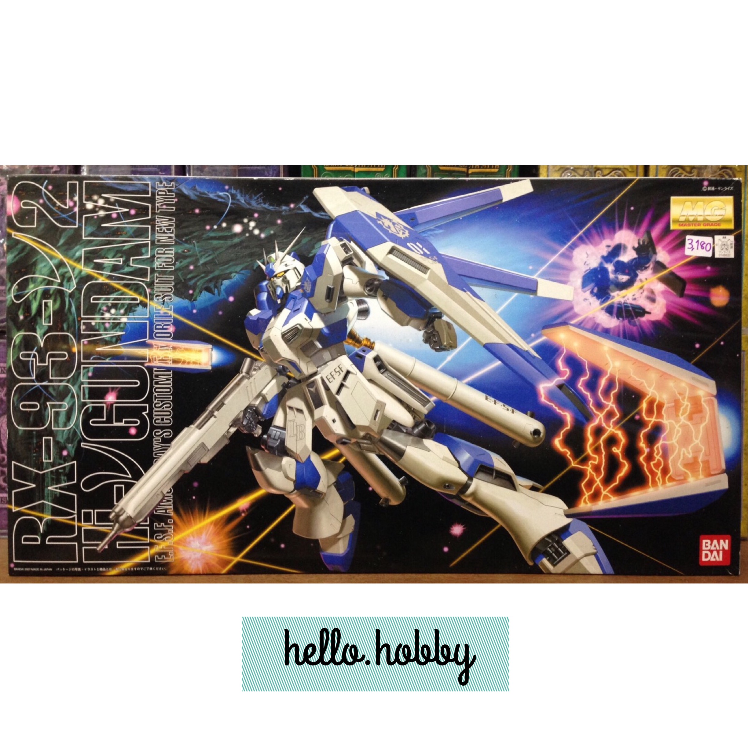 MG 1/100 RX-93-2 Hi-v Gundam by Bandai