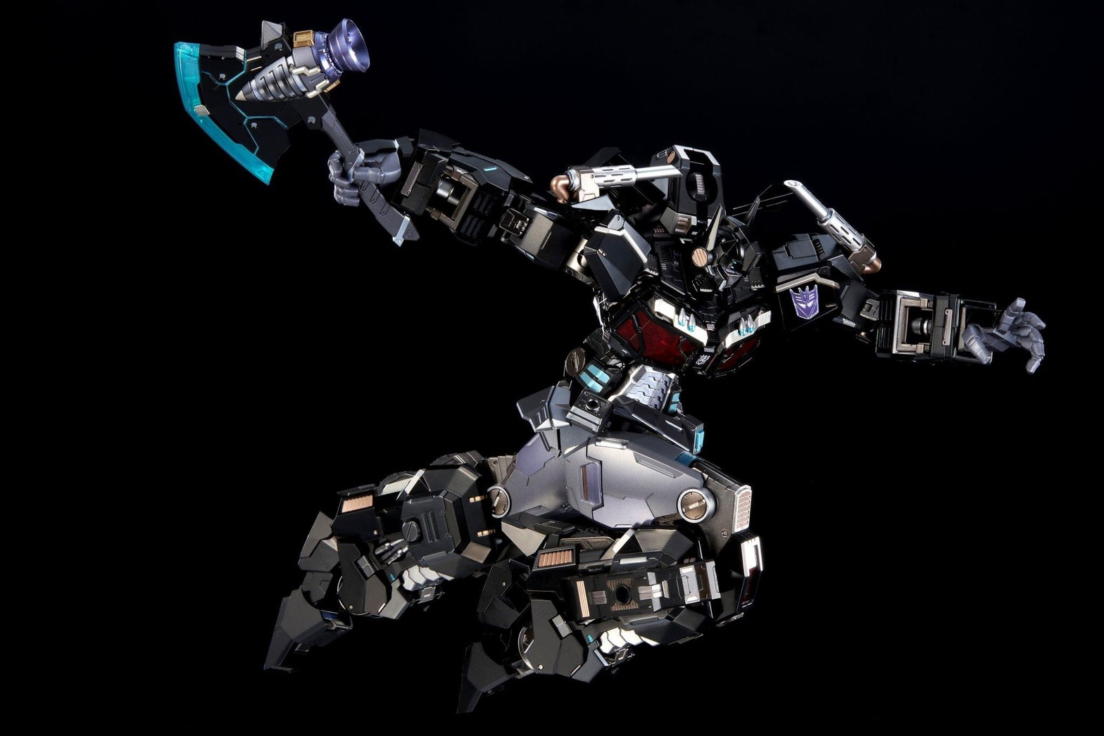 Transformers - [Kuro Kara Kuri] Nemesis Prime by Flame Toys (LIMITED 1,800 pcs Worldwide)