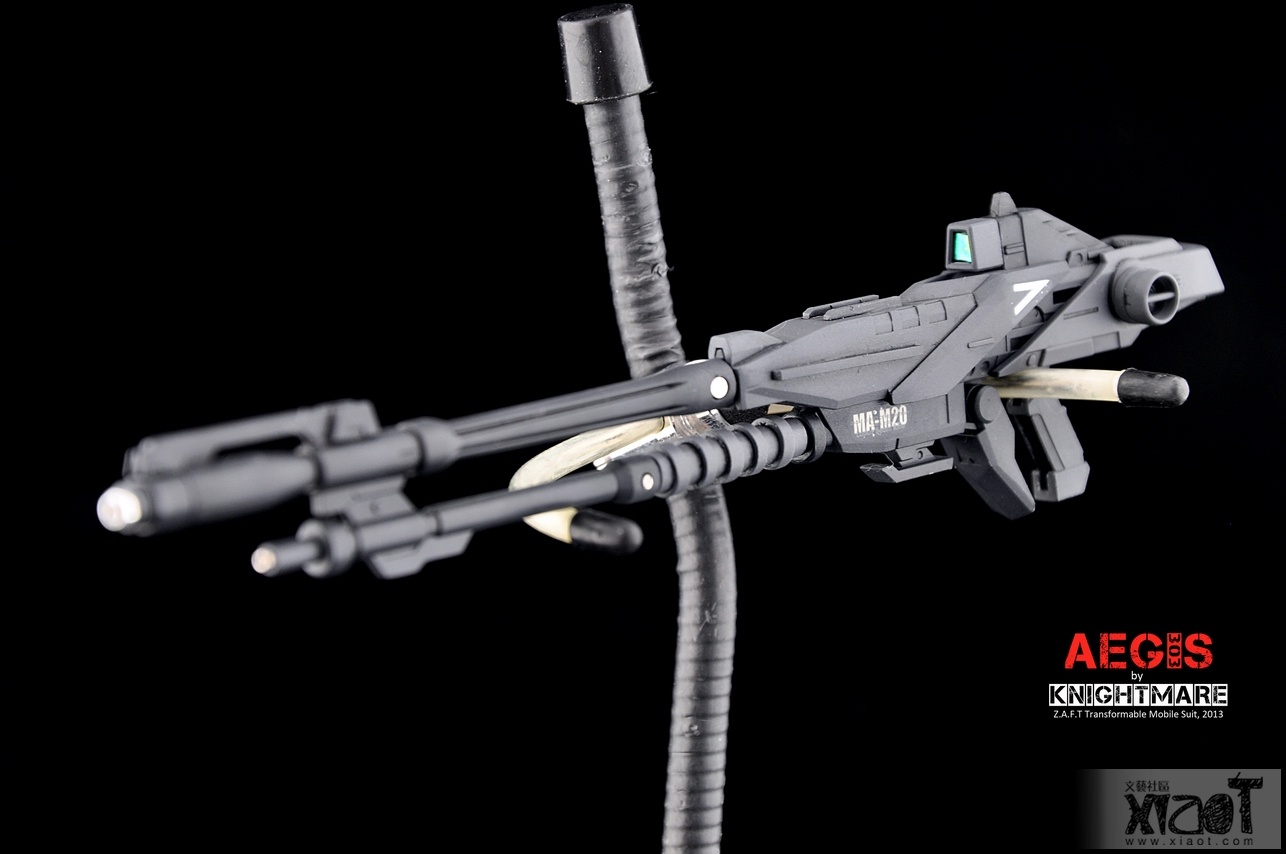 MG 1/100 GAT-X303 Aegis Gundam by Bandai