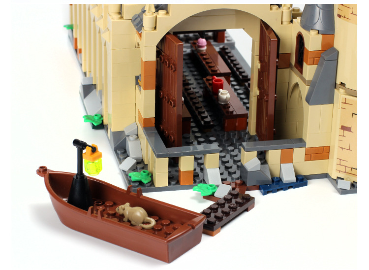Lepin 16052 Harry Potter Hogwarts Great Hall 983pcs