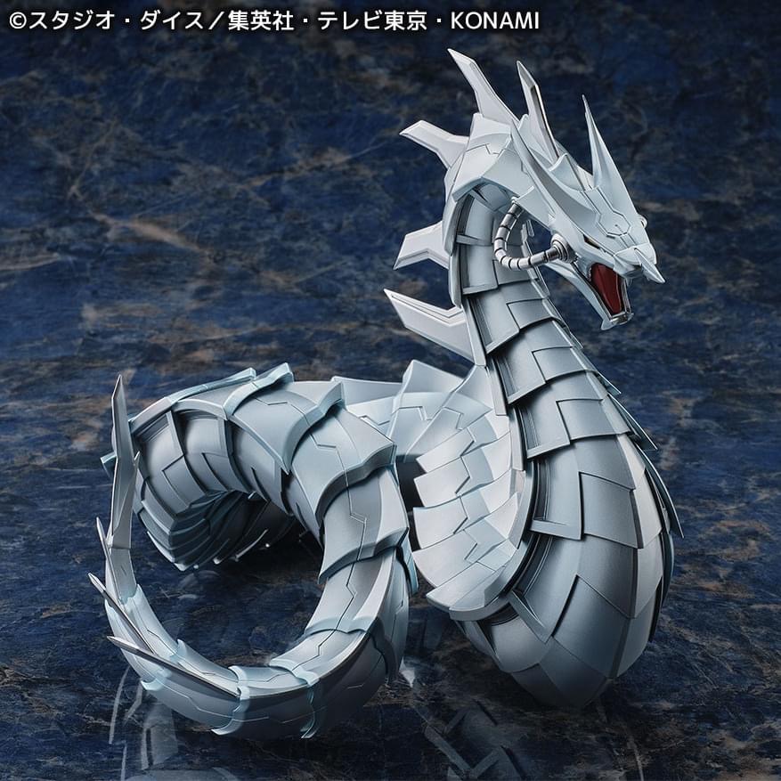 Pre-order : Cyber Dragon Painted Finished Big Size Figure (Yu-Gi-Oh! GX) by Kaiyodo