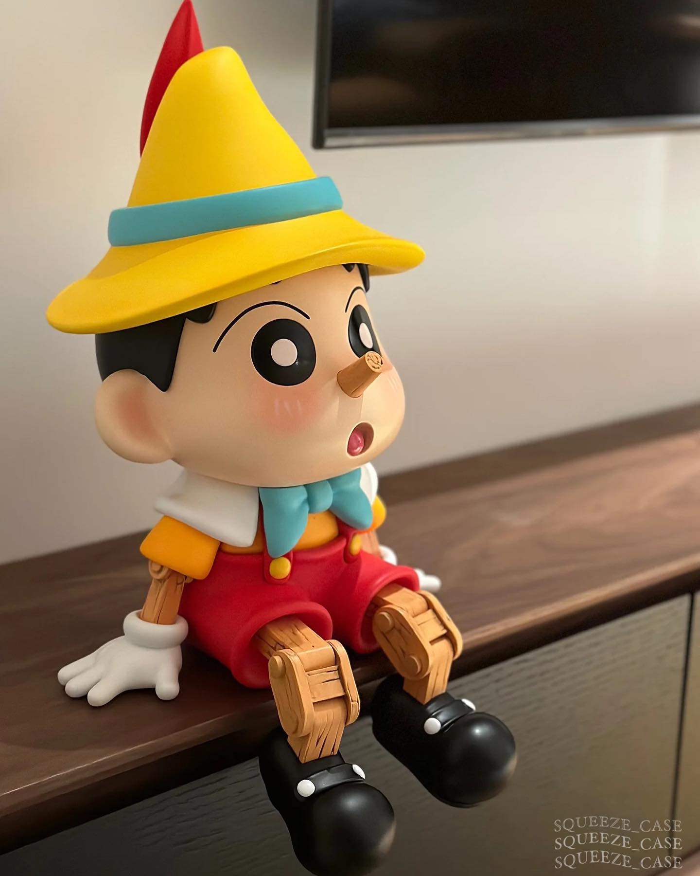 โมเดล Crayon Shinchan x Pinocchio