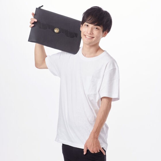 PRE-ORDER : Kyoryu Sentai Zyuranger Genuine Leather Clutch Bag (2 types in total)