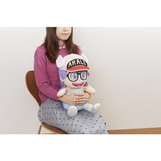 PRE-ORDER : DR.SLUMP ARALE PC CUSHION