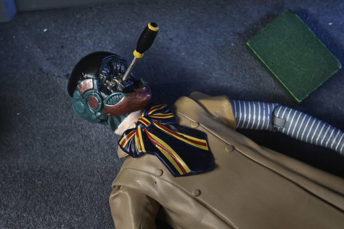 Pre-order : M3GAN 7" Ultimate Action Figure by NECA