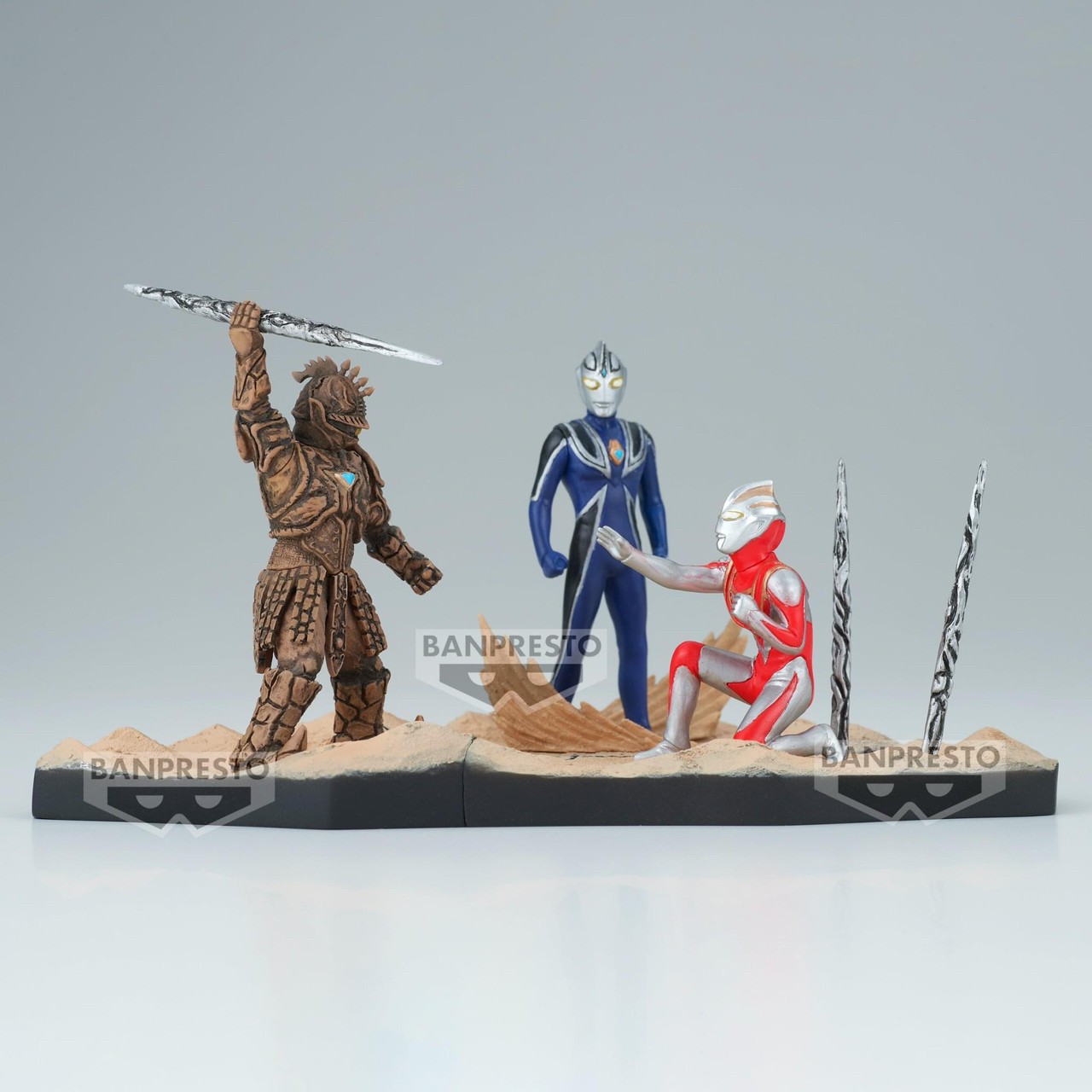 Pre-order : ULTRAMAN GAIA SPECIAL EFFECTS STAGEMENT ULTRAMAN GAIA #3 (A:ULTRAMAN GAIA)(B:METAL ORGANISM APATEE)(C:ULTRAMAN AGUL)