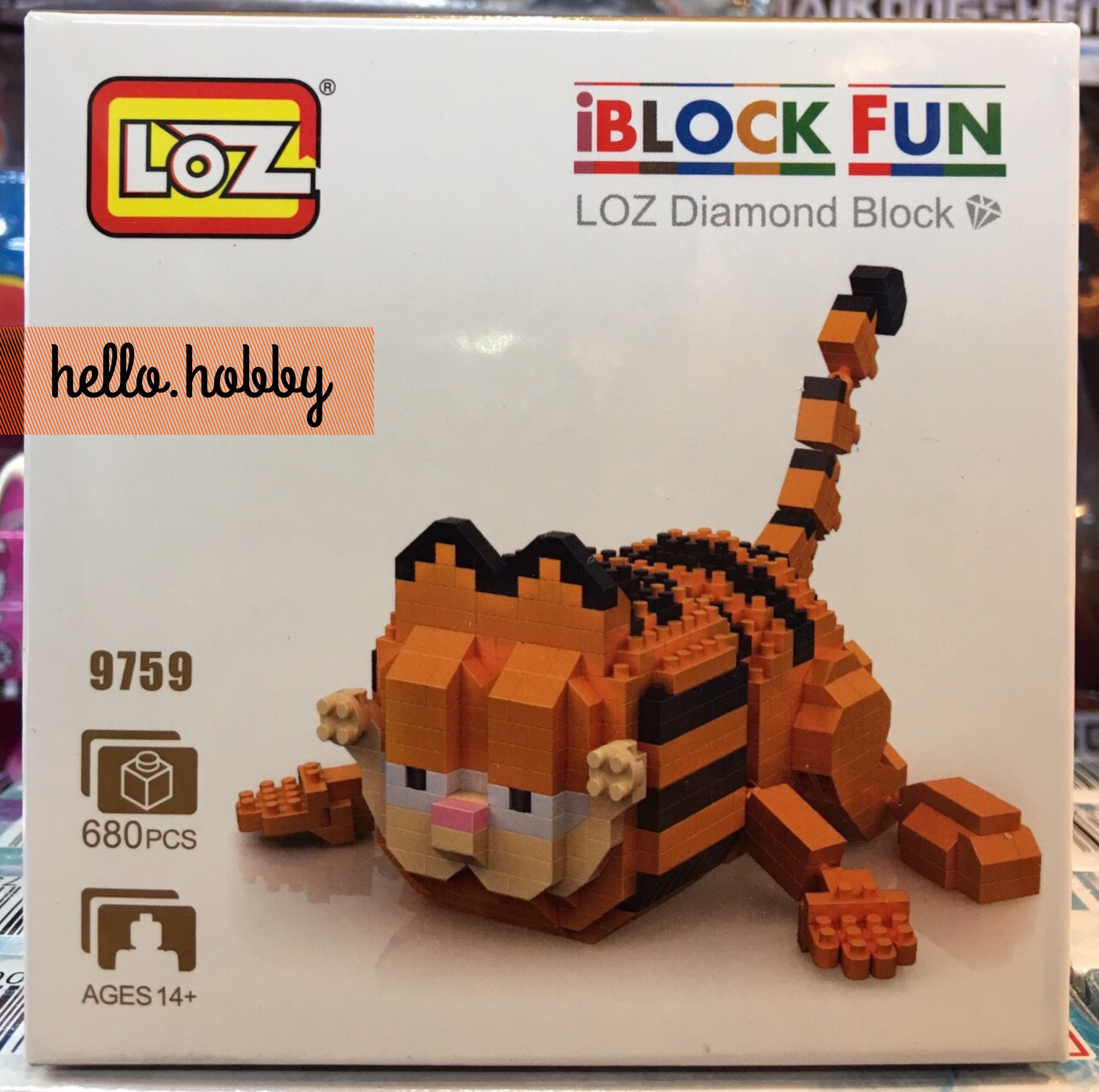 LOZ 9759 Sleeping Garfield 680pcs