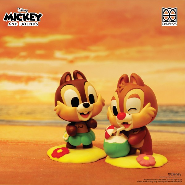 Disney - Mickey And Friend Beach By Herocross (Set of 9)