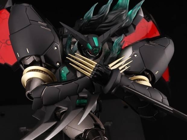 *Limited 1,200 pcs Worldwide* RIOBOT - Shin Getter 1 Black Ver. by Sentinel