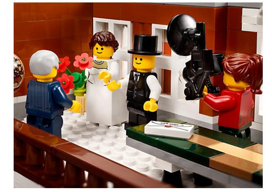 Lepin 15003 Town Hall 2859pcs