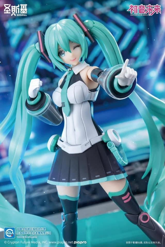 Pre-order : 1/12 Hatsune Miku Singing the Future Vocaloid + Stage Set Plastic Model Kit by SOSKILL x YOLOPARK