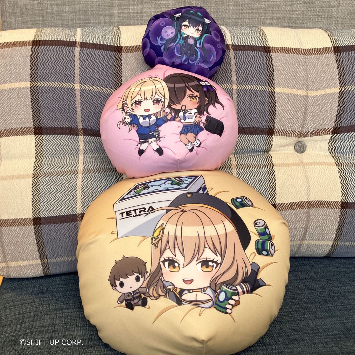 PRE-ORDER : Goddess of Victory: NIKKE Round Bead Cushion