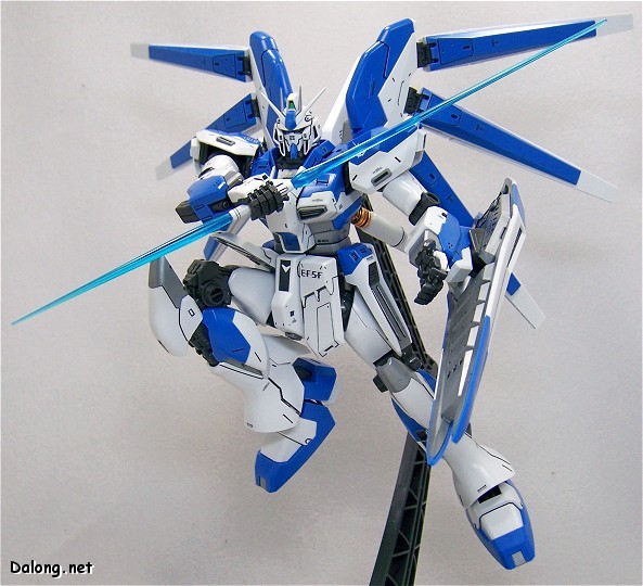 MG 1/100 RX-93-2 Hi-v Gundam by Bandai