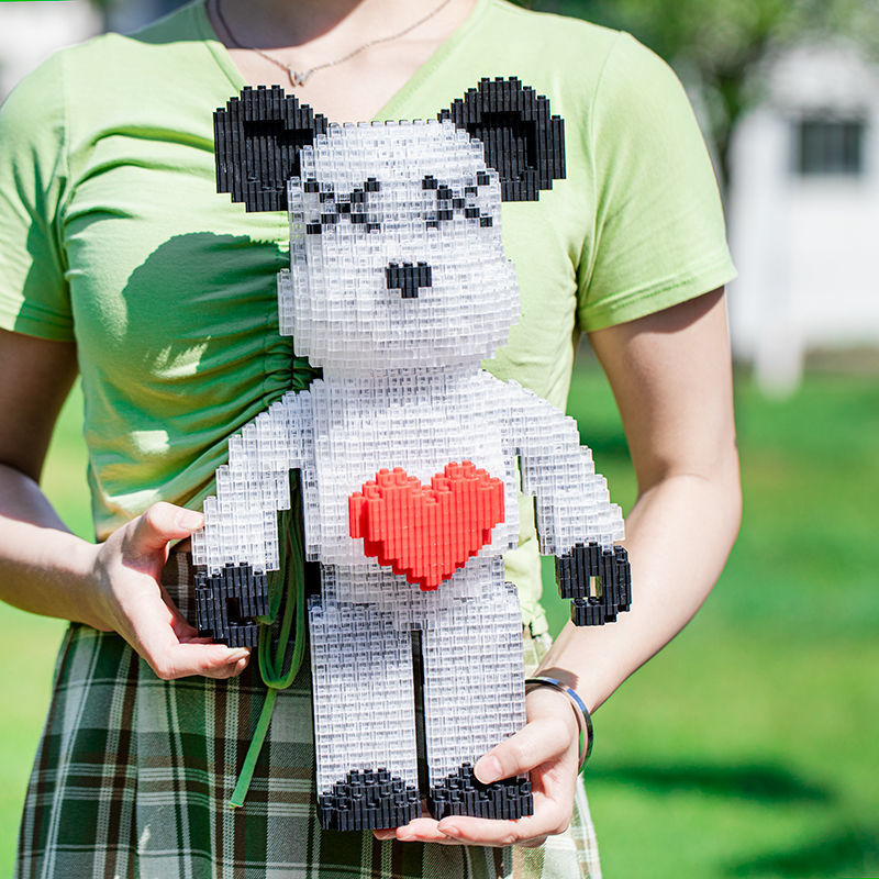 Haicaipin 57041 Bearbrick 2588pcs (มีไฟ)