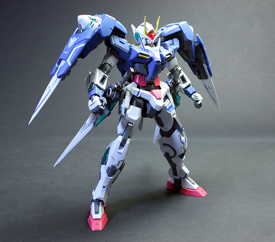 MG 1/100 GN-0000+GNR-010 OO Raiser by Bandai