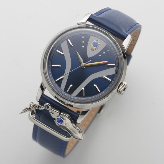 PRE-ORDER : Ultraman Mebius Ultraman Hikari Wristwatch with Charm