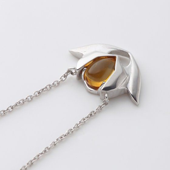 PRE-ORDER : Ultraman R/B Ultrawoman Grigio Silver Necklace