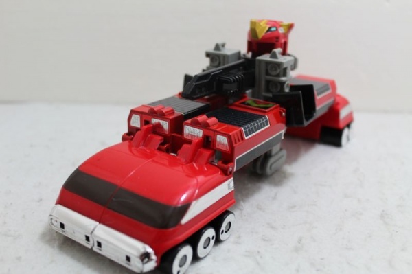 DX Chogikin GD-13 Seijuu Sentai Gingaman - DX Giga Rhino by Bandai (มือสอง ขาดชิ้นส่วนหลายชิ้น)