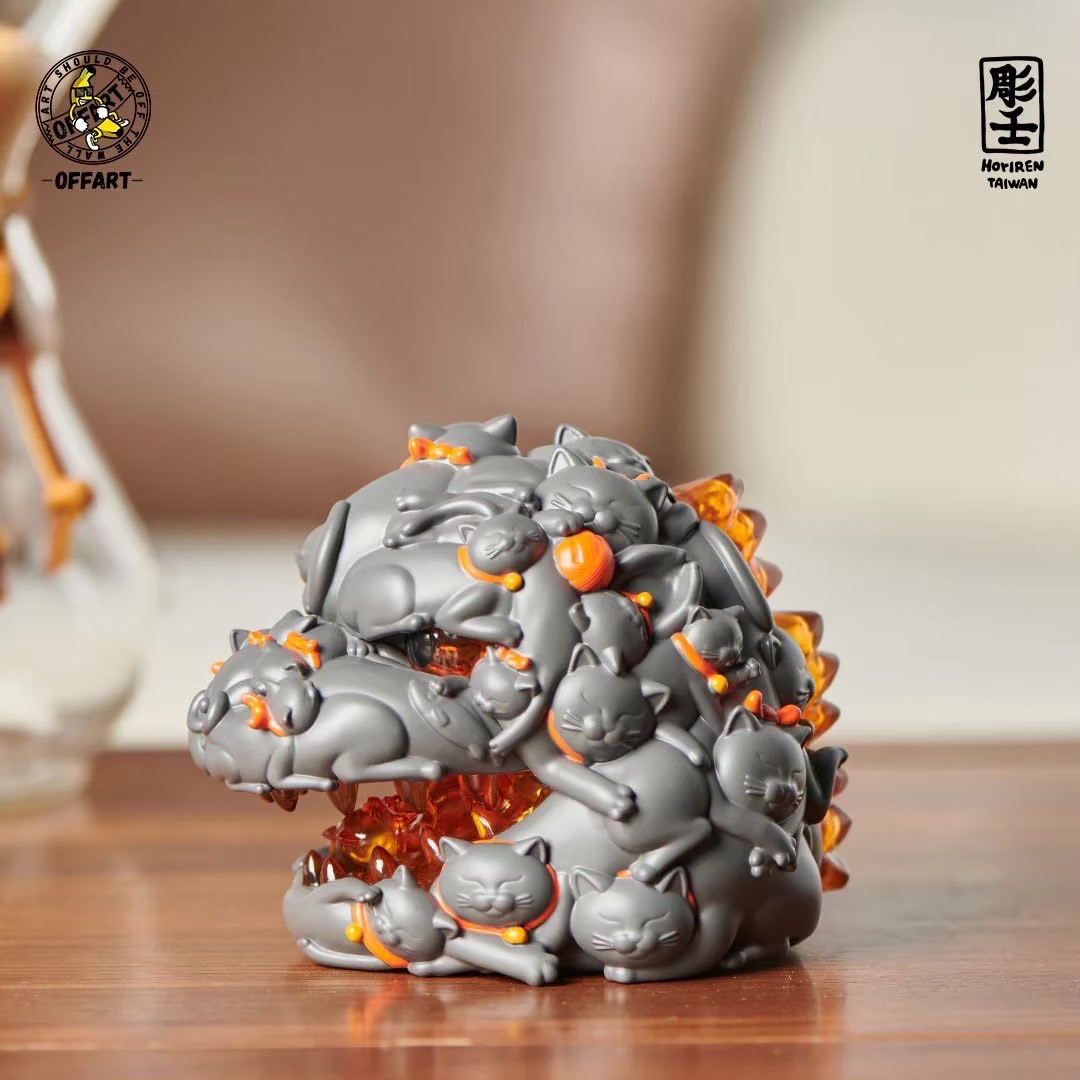 โมเดลก็อตซิล่าแมวกวักมีไฟ Godzilla - Godzilla Red Flame Hundred Cats Mini Bust Fortune Black / White by OFFART x Horiren (มีกล่องน้ำตาล)