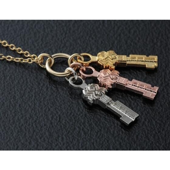 PRE-ORDER : Ohsama Sentai King-Ohger Jeramie Brasieri Key Motif Necklace