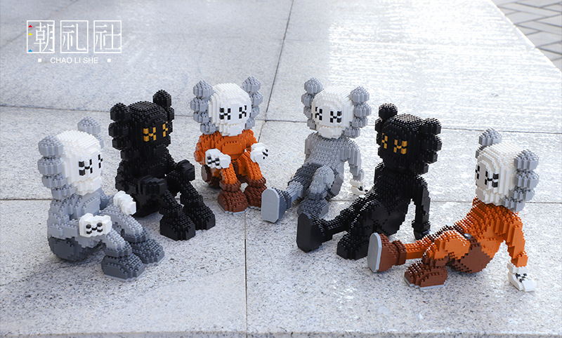 Chao Li She 38029-38034 Kaws