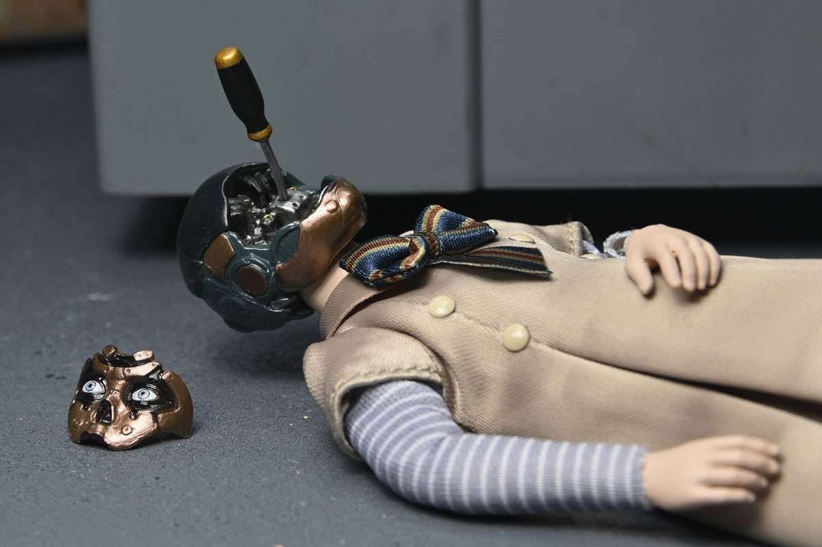 Pre-order : M3GAN 8" Clothed Action Figure by NECA