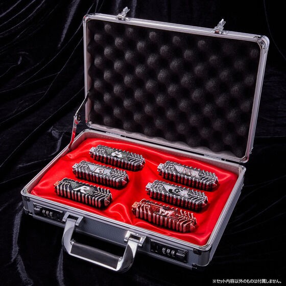 PRE-ORDER : CSM Dopant Memory Fuuto Pi Set