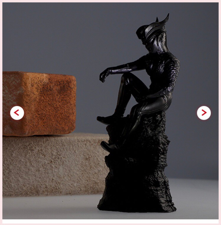 PRE-ORDER : Desk World Black Collection Ultraman Zero 37882 << Ultraman SHOP Limited >>