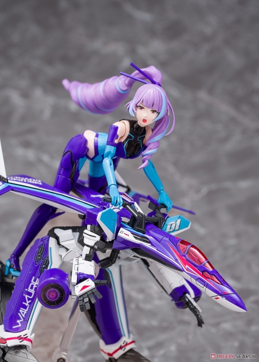 Pre-order : V.F.G. Macross Delta VF-31J Siegfried Mikumo Guynemer Plastic Model Kit by Aoshima