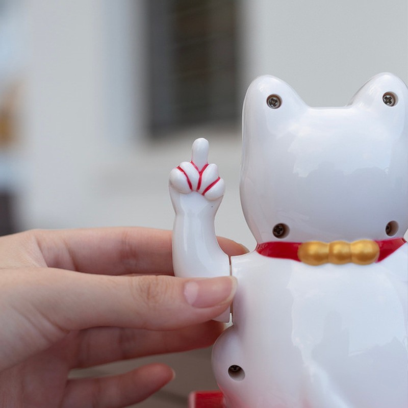 ฟิกเกอร์ แมวกวัก Angry Lucky Cat by Cattitude