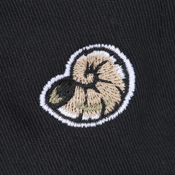 PRE-ORDER : Disney Twisted Wonderland One Point Embroidery Cap