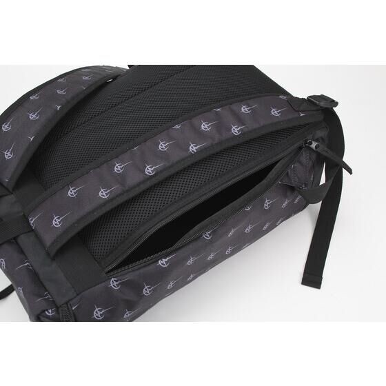 PRE-ORDER : Mobile Suit Gundam Box Backpack