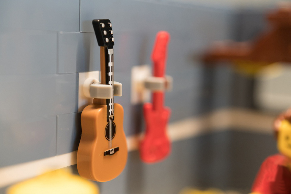 Lepin 15019 Assembly Square