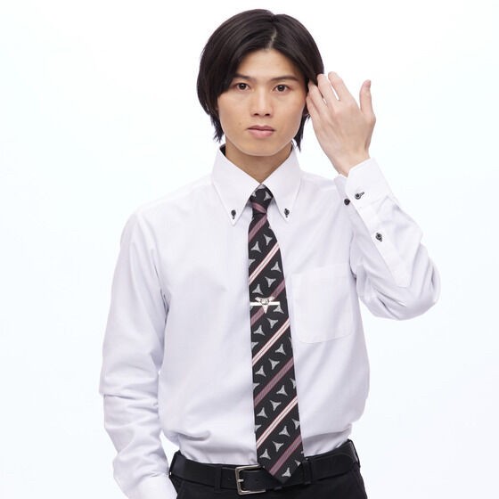 PRE-ORDER : Ultraman Tiga・Dyna・Gaia Tie Clip