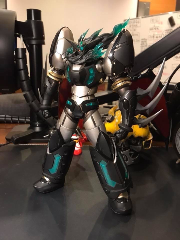 *Limited 1,200 pcs Worldwide* RIOBOT - Shin Getter 1 Black Ver. by Sentinel