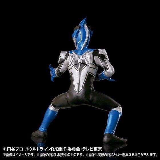 PRE-ORDER : Ultimate Luminous Ultraman R/B