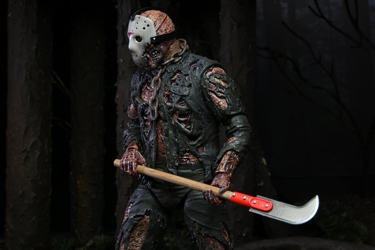 Pre-order : Friday the 13th Ultimate Part 7 (New Blood) Jason Voorhees 7″ Scale Action Figure by NECA (Reissue)