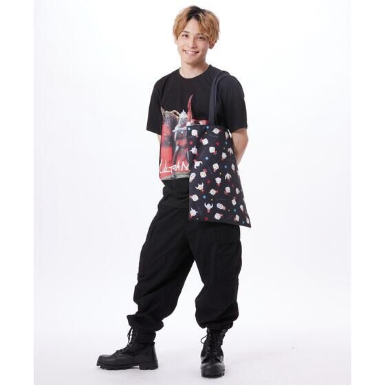 PRE-ORDER : Showa Ultraman Series Deformed Tote Bag