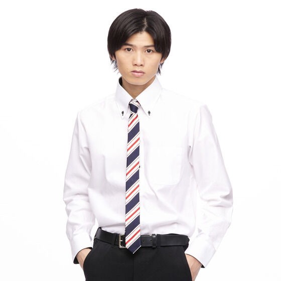 PRE-ORDER : Kamen Rider Drive Shinnosuke Tomari Necktie Navy x Red Stripe (Large Sword Width 5 cm)