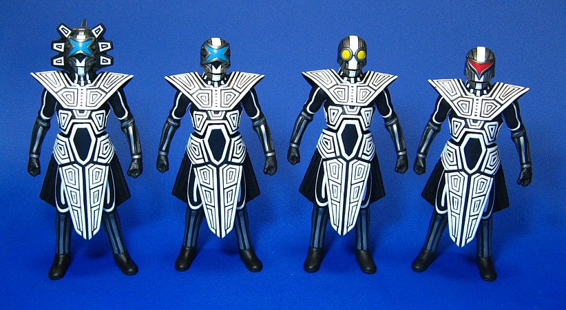 Ultra Monster Series - Ultraman Cosmos No.35 Gigi 7” by Bandai (หมุนคอได้)