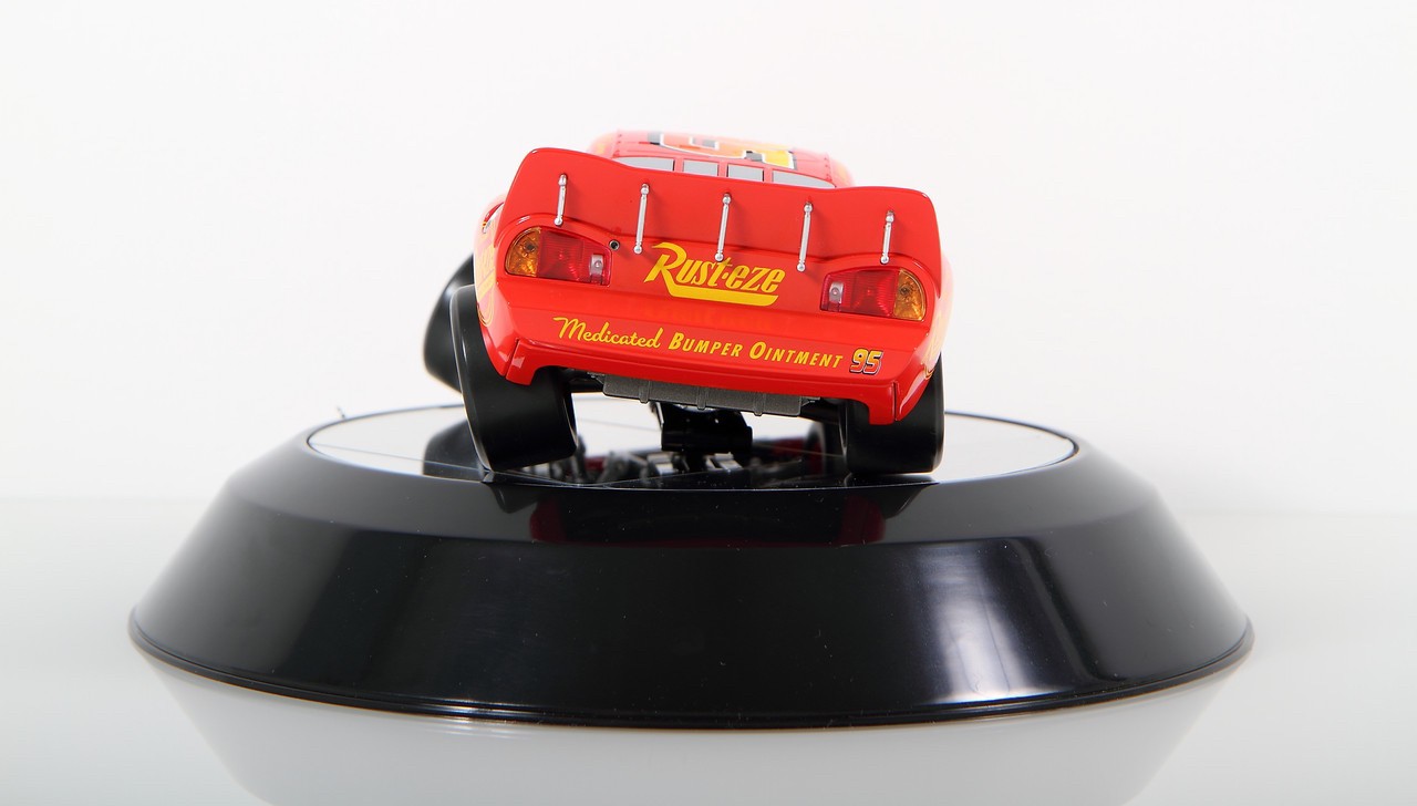 CHOGOKIN - Cars - Lightning McQueen by Bandai