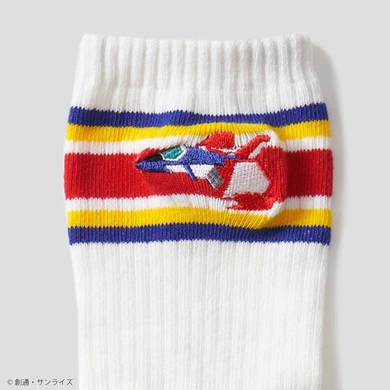 PRE-ORDER : STRICT-G graniph "Mobile Suit Gundam" Mid Socks