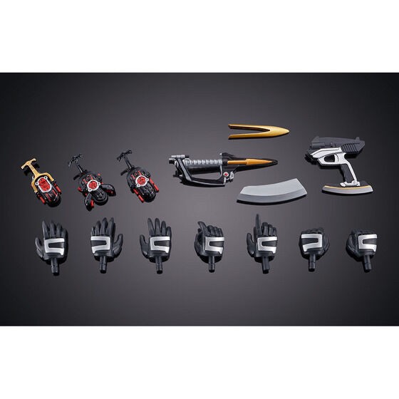 PRE-ORDER : Figure-rise Standard Kamen Rider Dark Kabuto Plastic Model