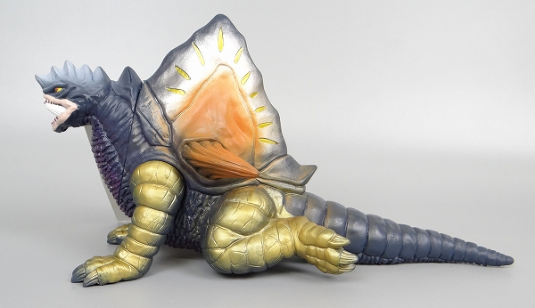 Ultra Monster Series - Ultraman Gaia 130-EX Zonnel 5” by Bandai