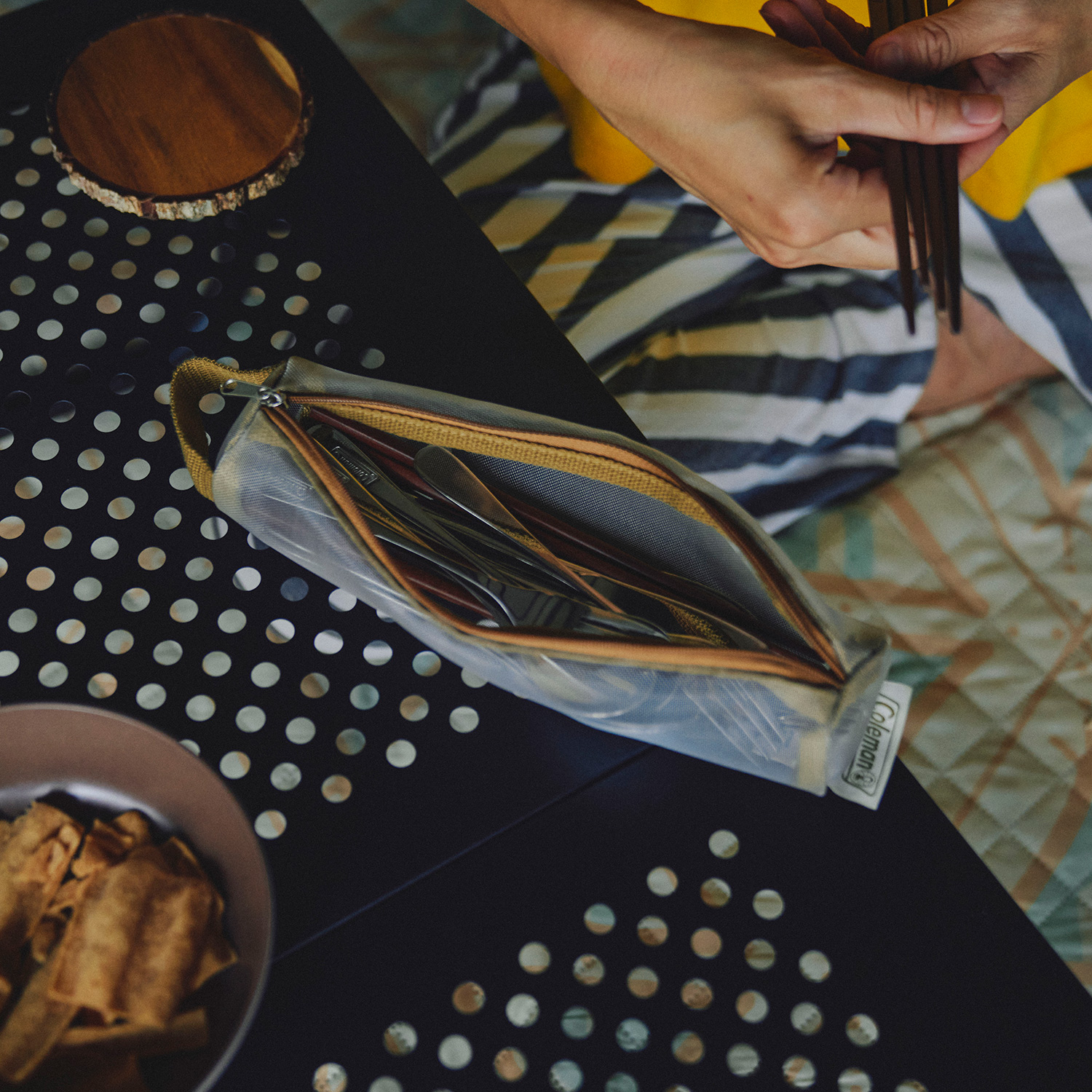 ชุดช้อนส้อม Coleman Stainless Cutlery Set Family